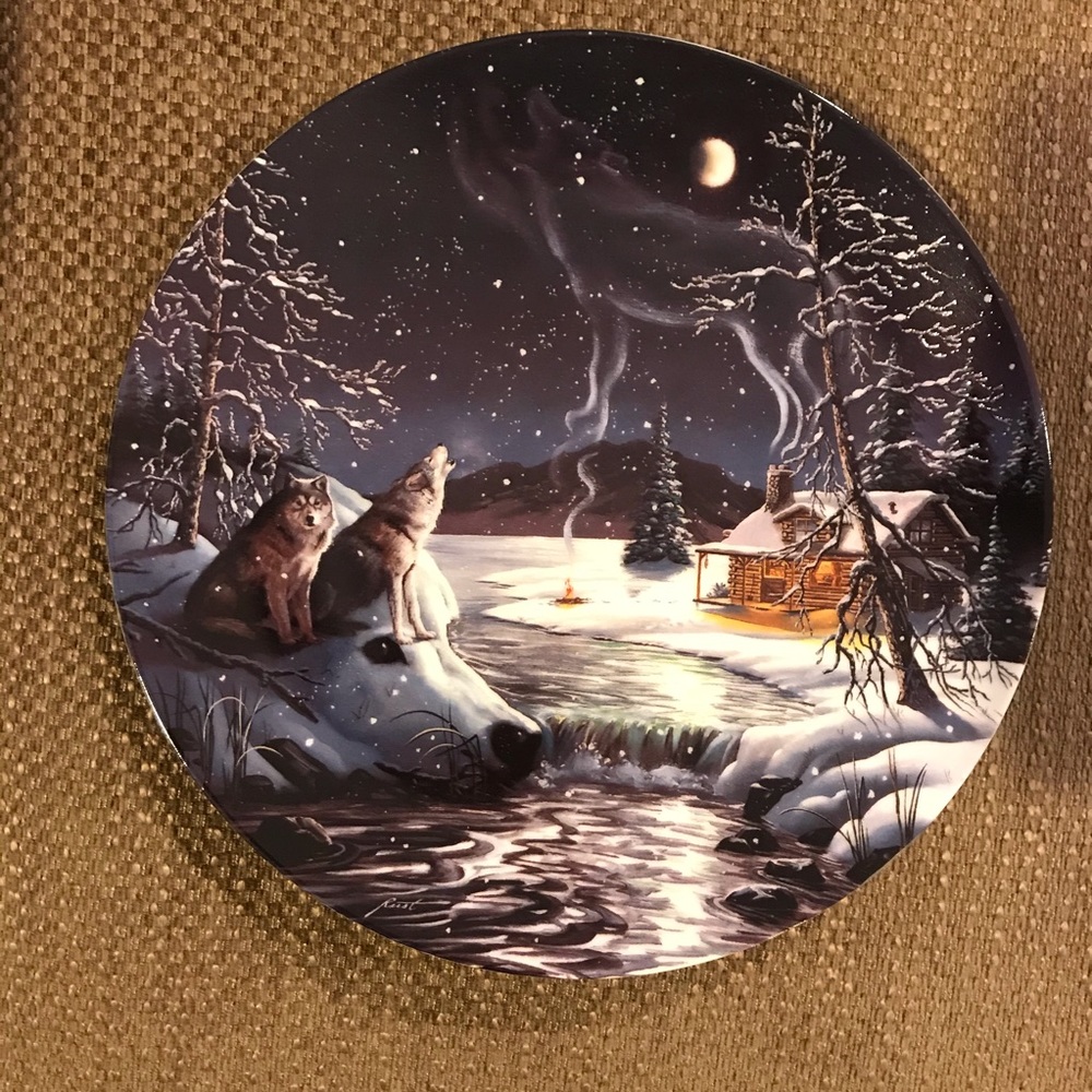 Wildlife Collectible Plate